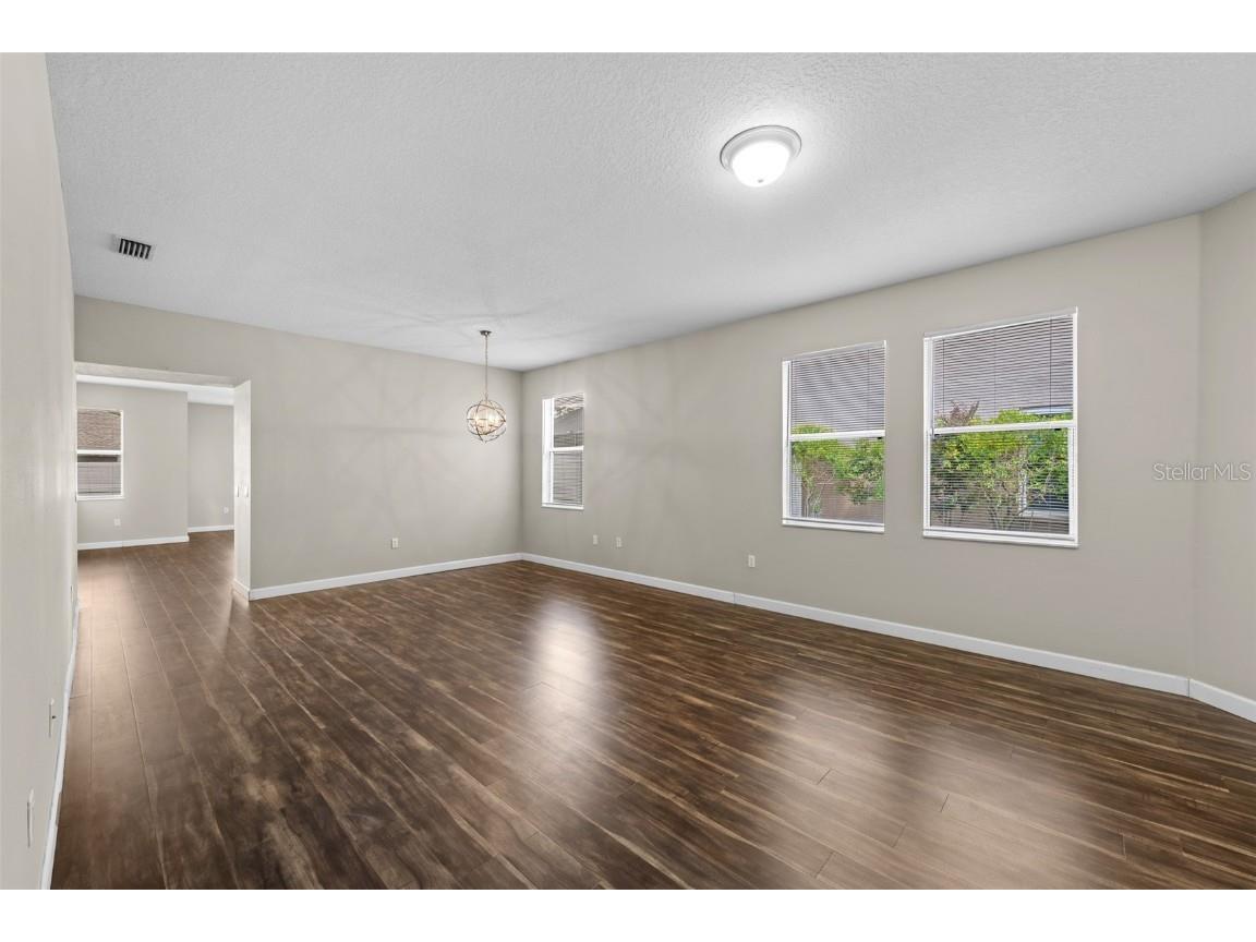 5713 Hawkpark Boulevard Lithia FL 33547 TB8418986 image6