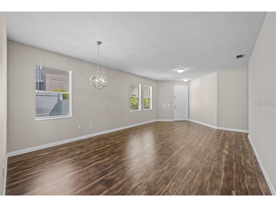 5713 Hawkpark Boulevard Lithia FL 33547 TB8418986 image7