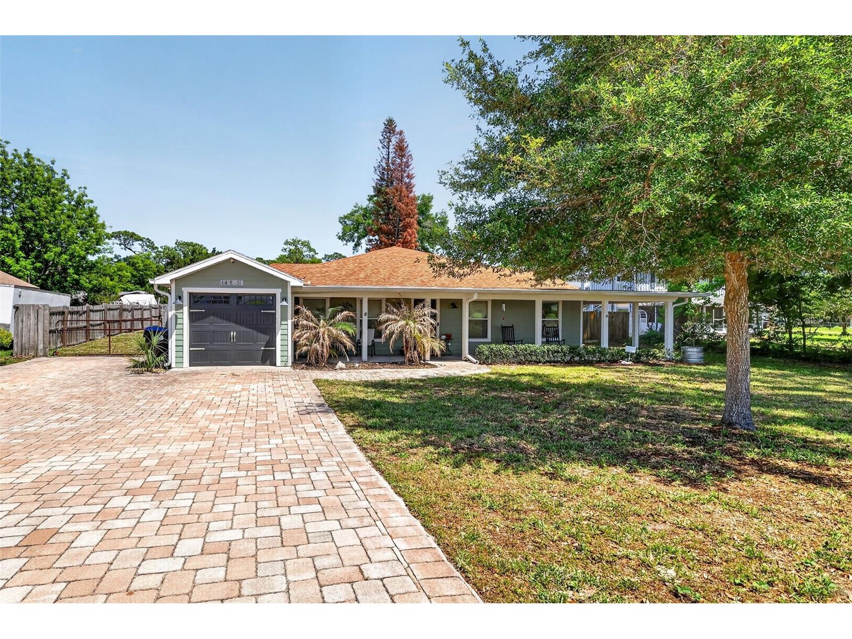 5713 Lake Street Mount Dora FL 32757 G5111280 image2