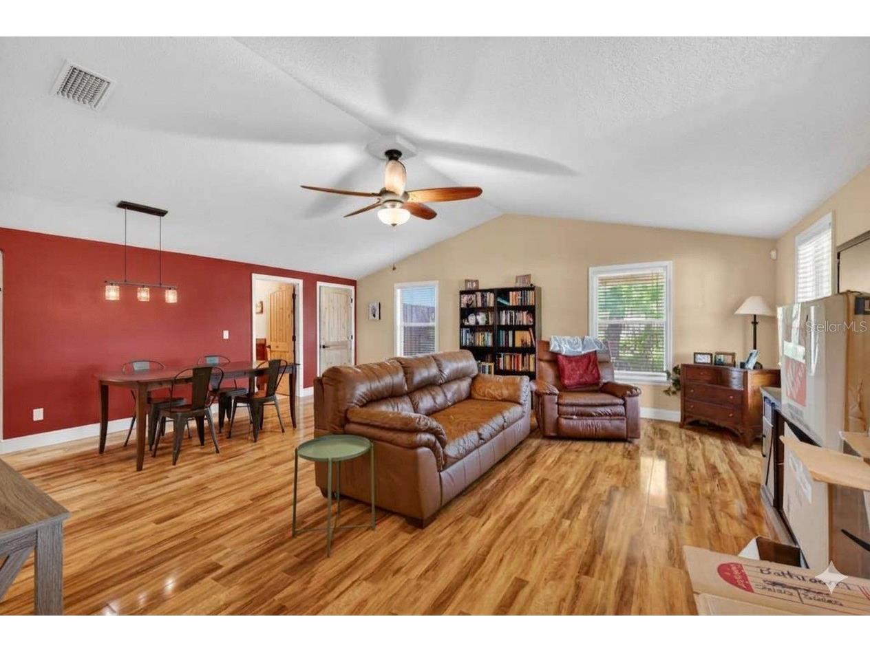 5713 Lake Street Mount Dora FL 32757 G5111280 image4