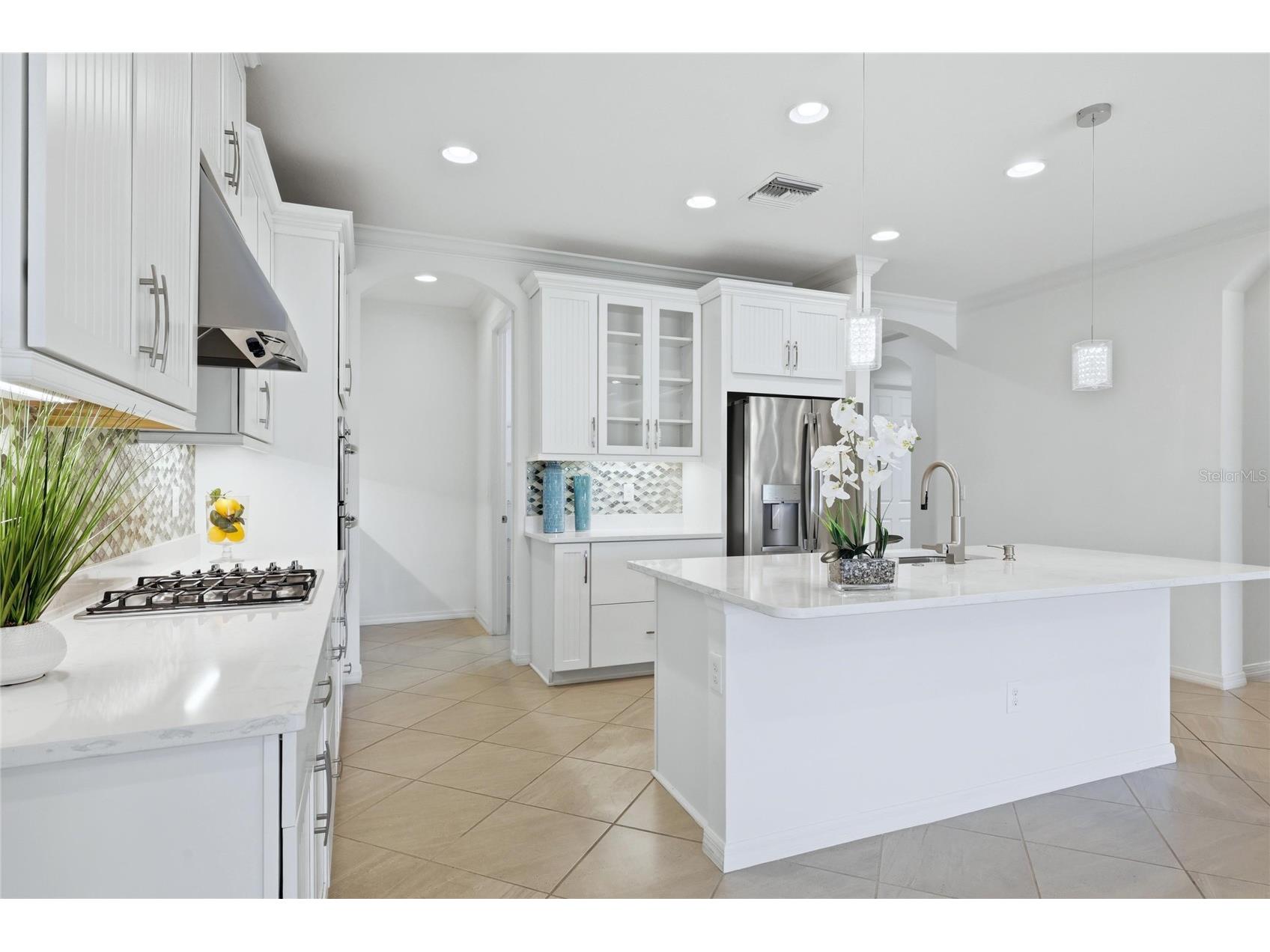 5713 Sunflower Circle Sarasota FL 34238 A4696613 image3