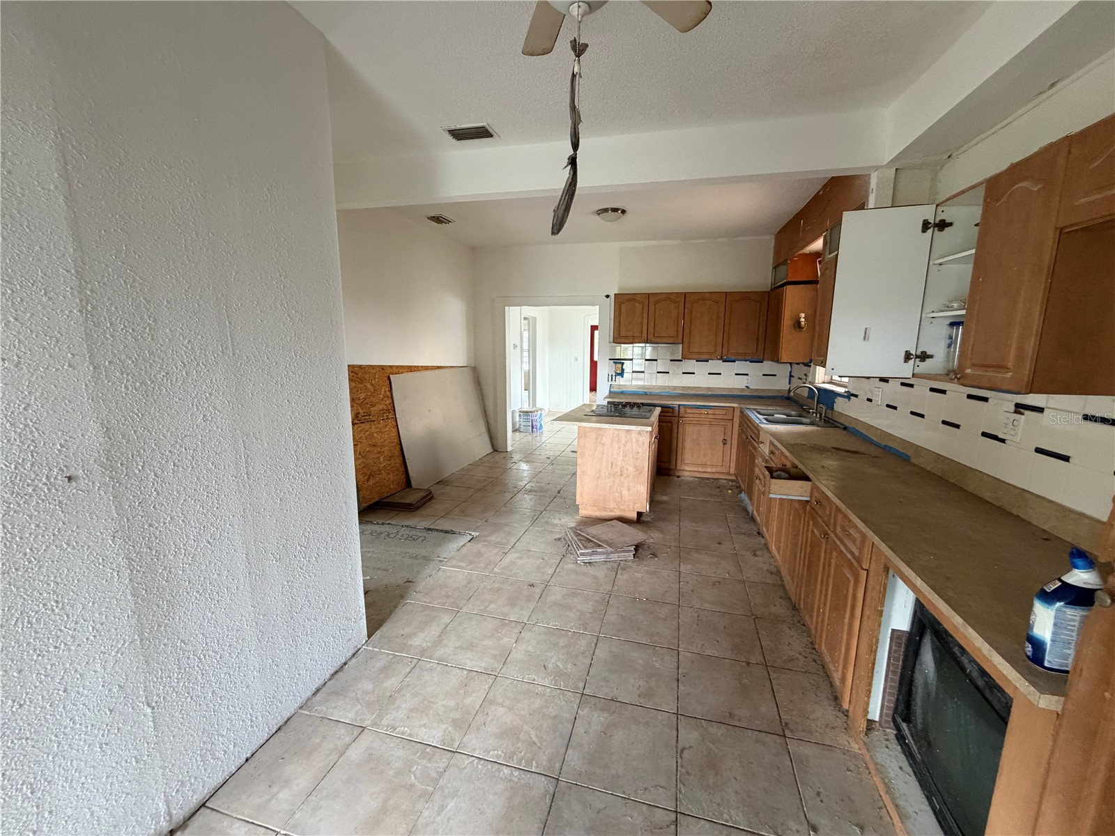 5714 16th Avenue S Tampa FL 33619 TB8529365 image23