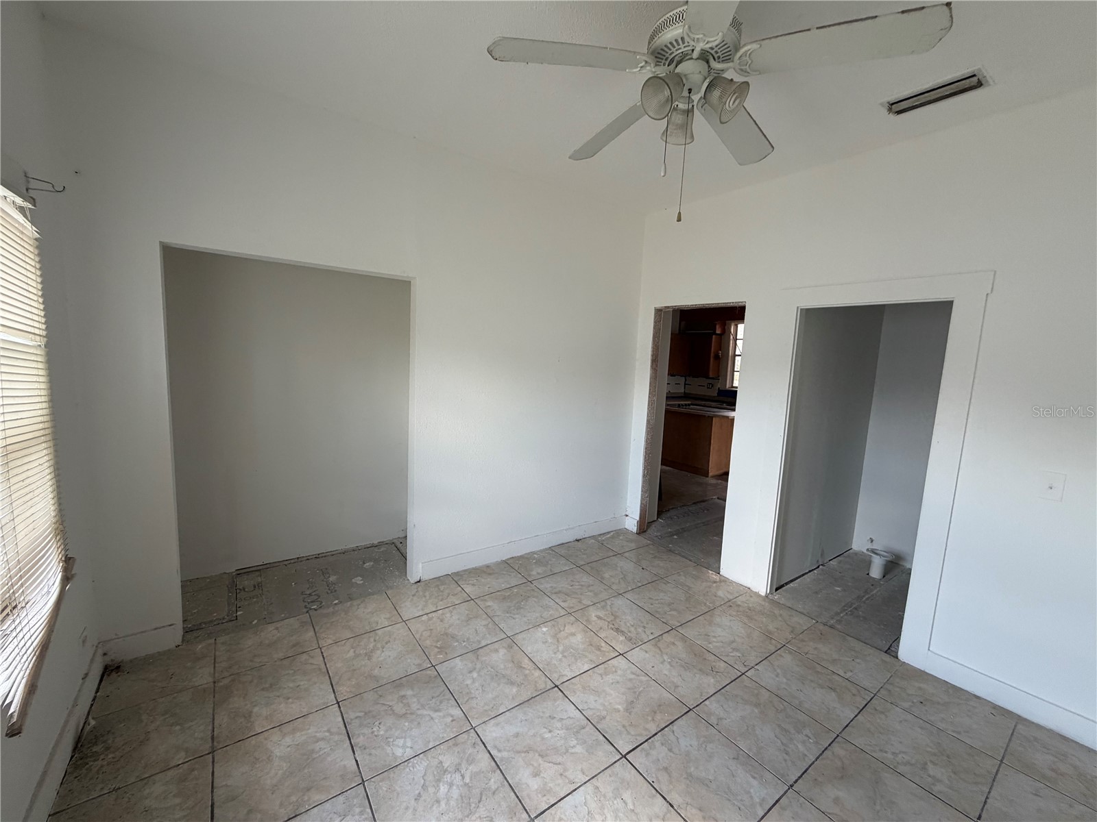 5714 16th Avenue S Tampa FL 33619 TB8529365 image27