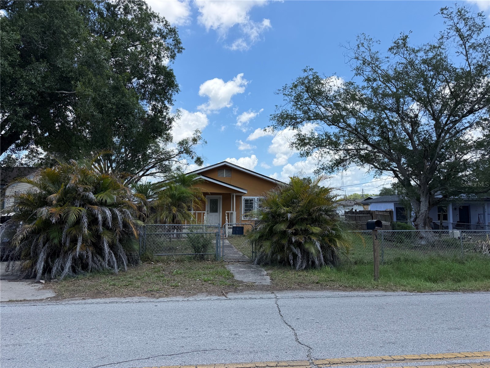 5714 16th Avenue S Tampa FL 33619 TB8529365 image3