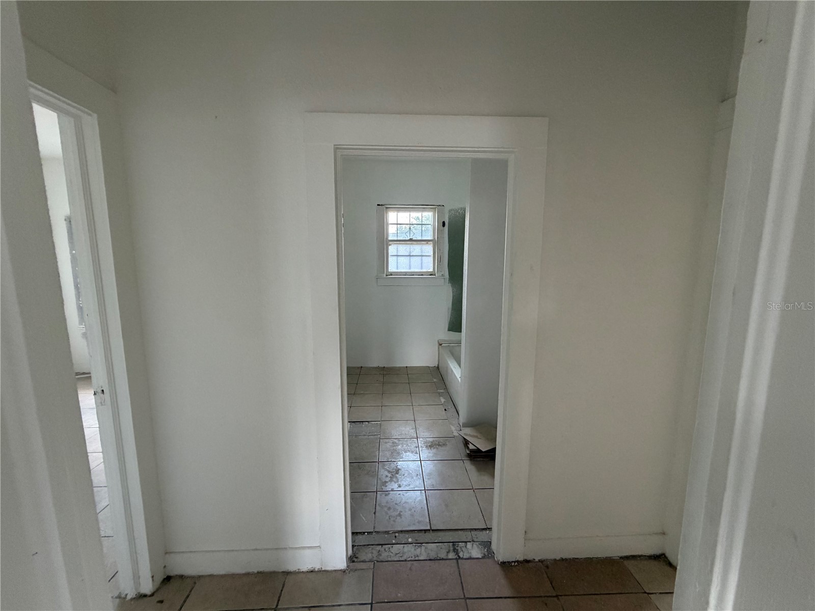 5714 16th Avenue S Tampa FL 33619 TB8529365 image32