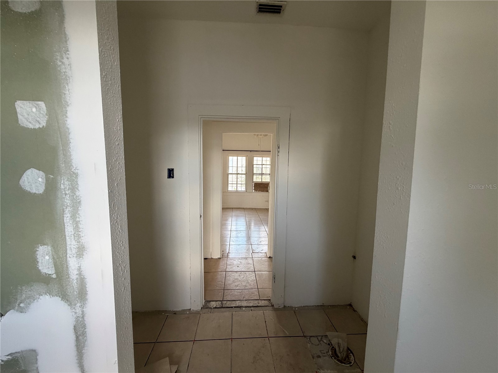 5714 16th Avenue S Tampa FL 33619 TB8529365 image38