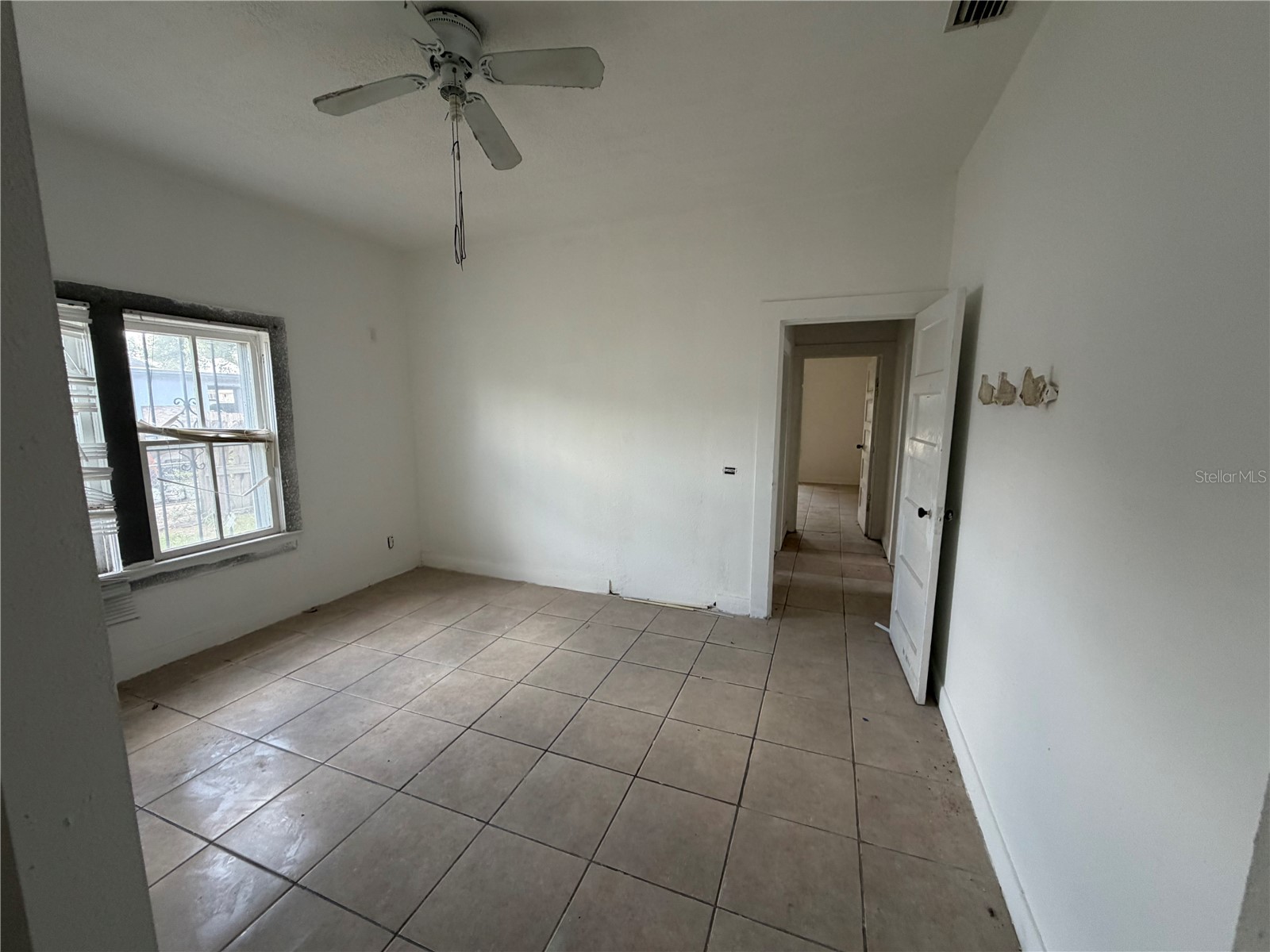 5714 16th Avenue S Tampa FL 33619 TB8529365 image40