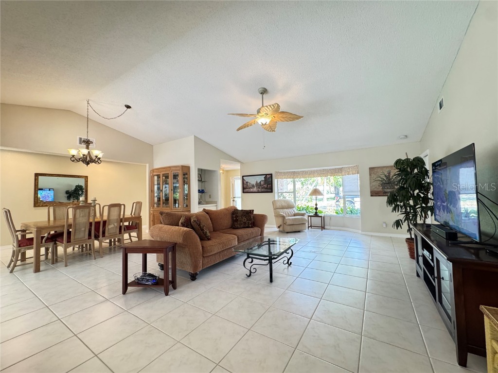 5714 Garden Lakes Fern Bradenton FL 34203 A4640825 image5
