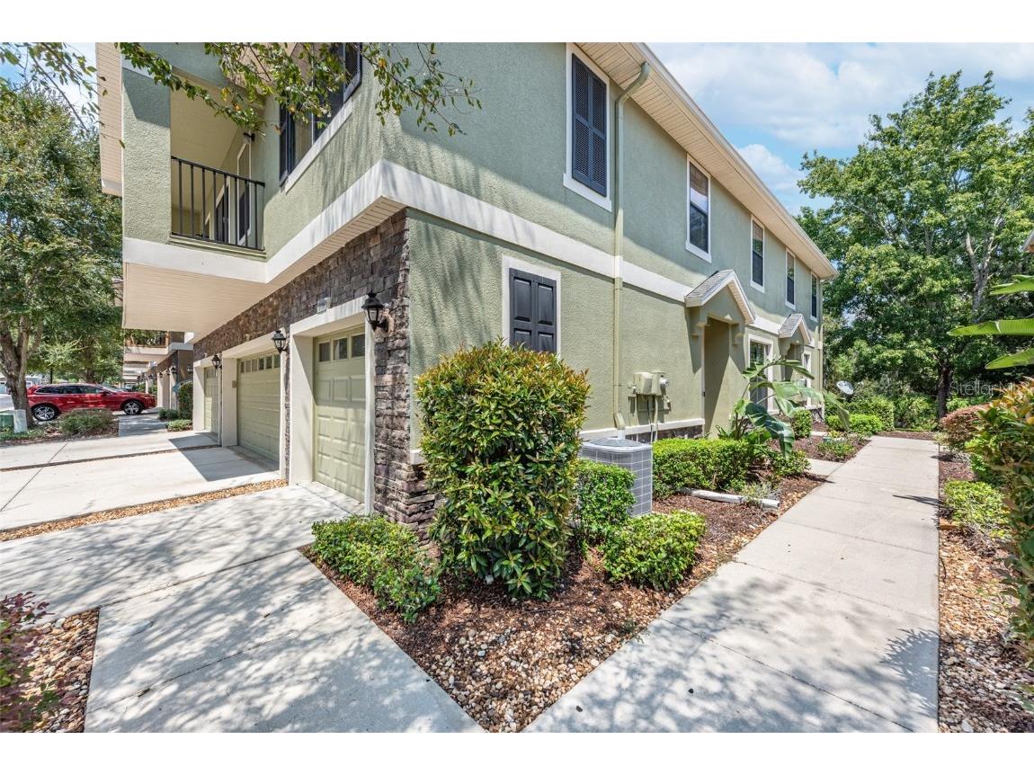 5714 Kingletsound Place Lithia FL 33547 T3548459 image1