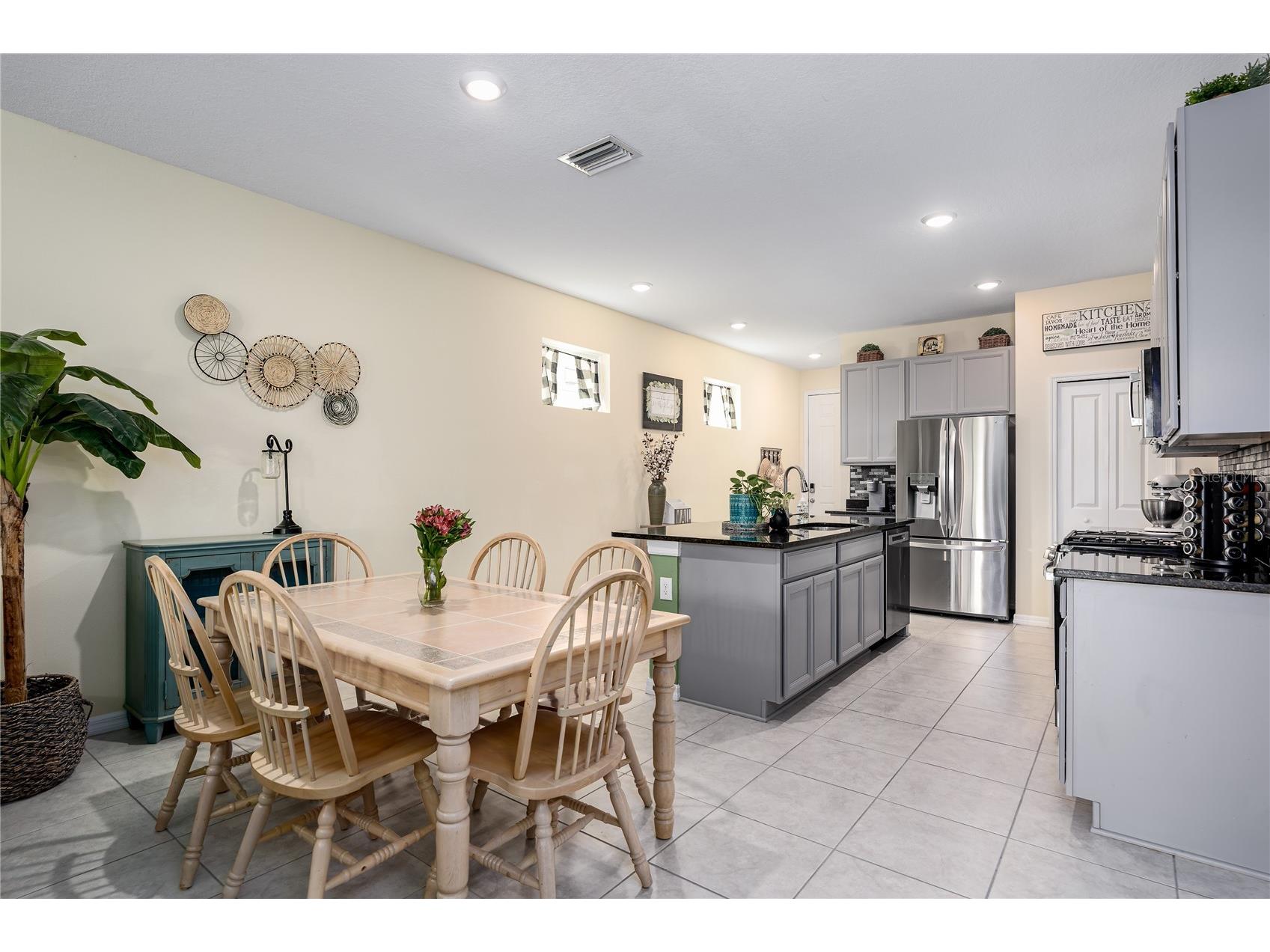 5714 Los Robles Court Palmetto FL 34221 A4695356 image7
