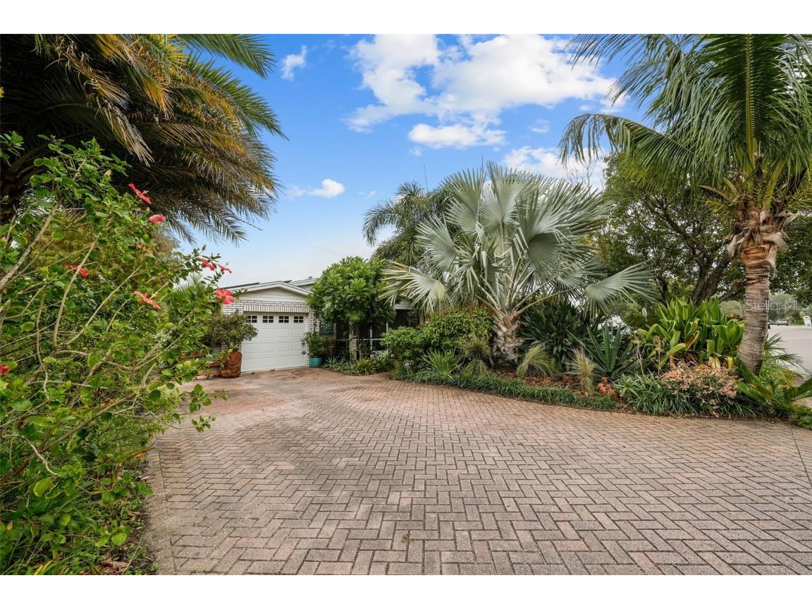 5715 4th Avenue N Saint Petersburg FL 33710 U8227474 image1