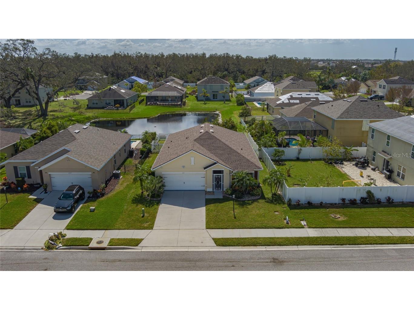 5715 71st Street E Palmetto FL 34221 A4626737 image1