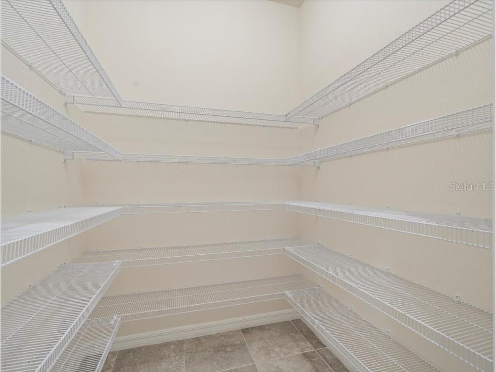 5715 Hevena Court Palmetto FL 34221 W7877721 image13