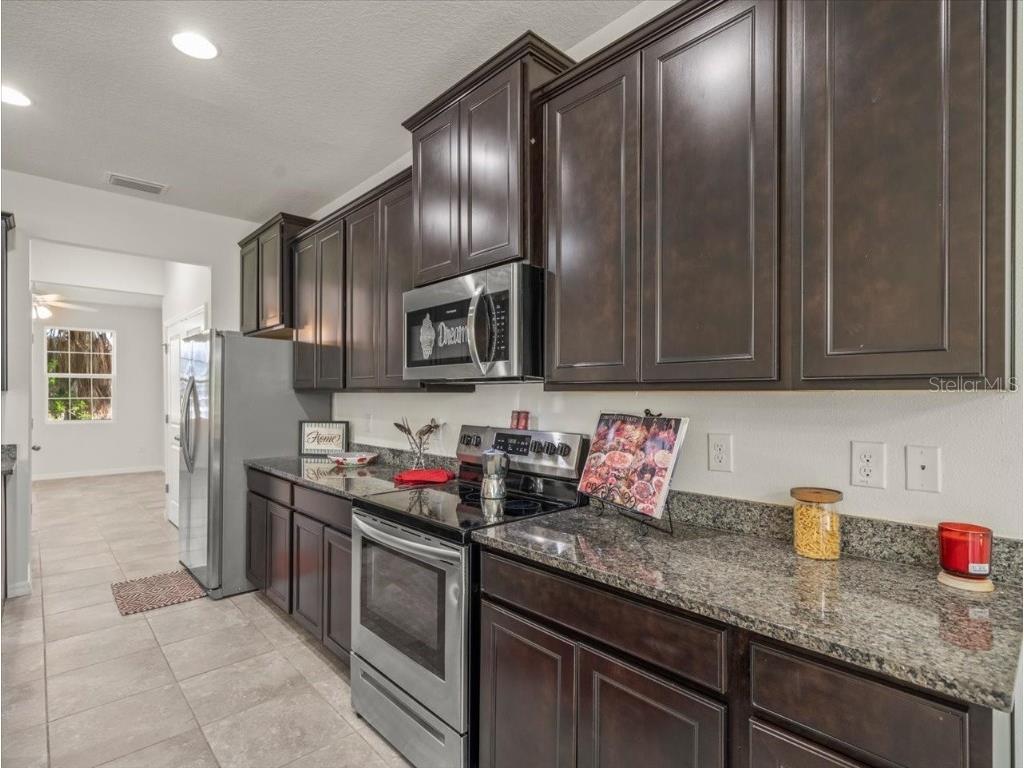 5715 Hevena Court Palmetto FL 34221 W7877721 image19