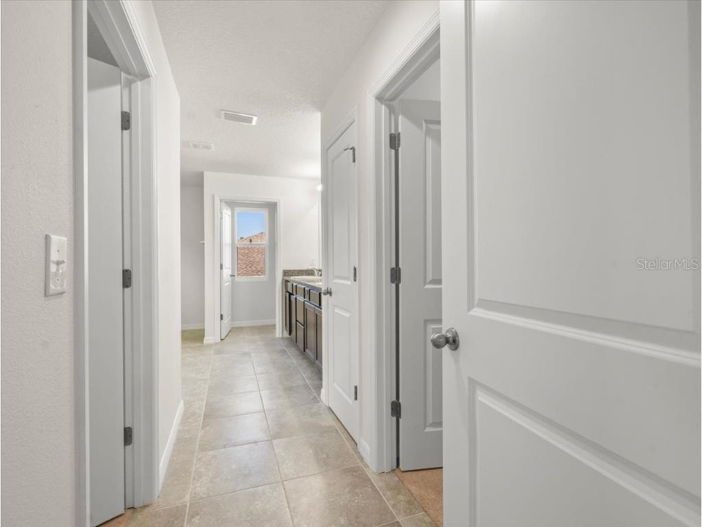 5715 Hevena Court Palmetto FL 34221 W7877721 image46