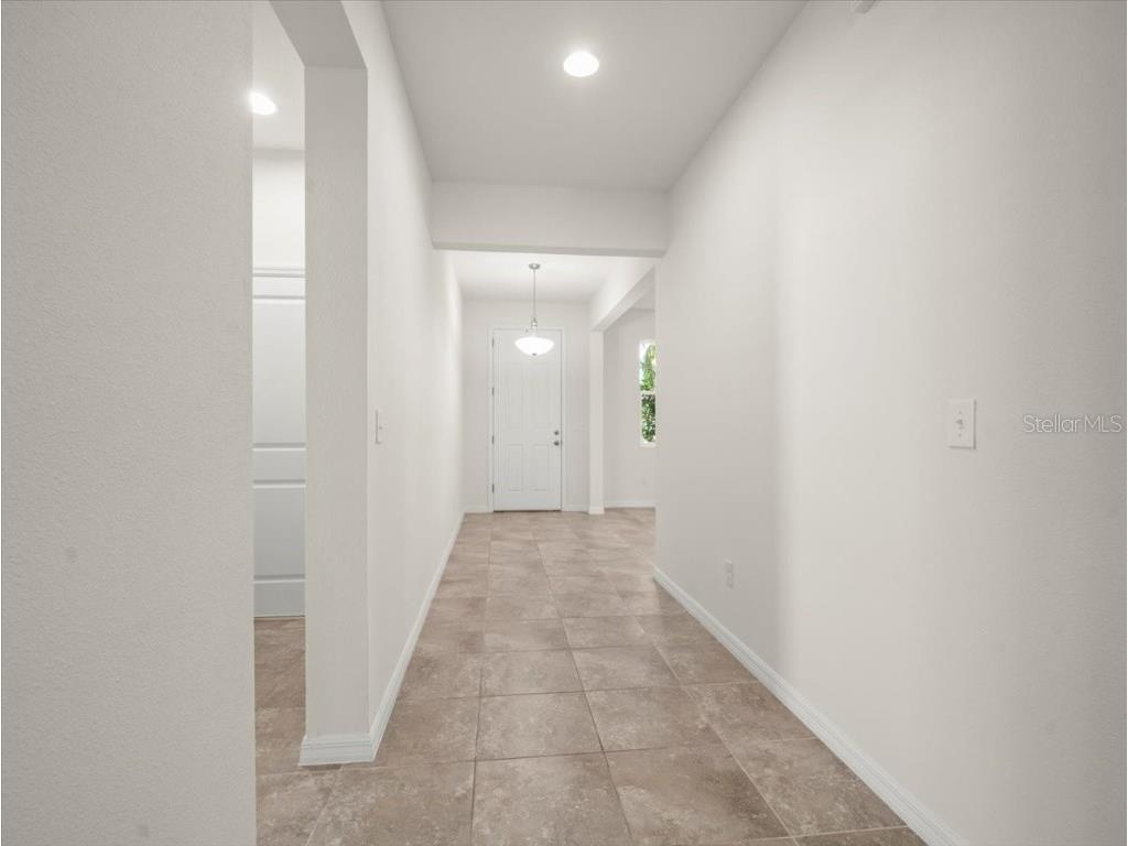 5715 Hevena Court Palmetto FL 34221 W7877721 image8