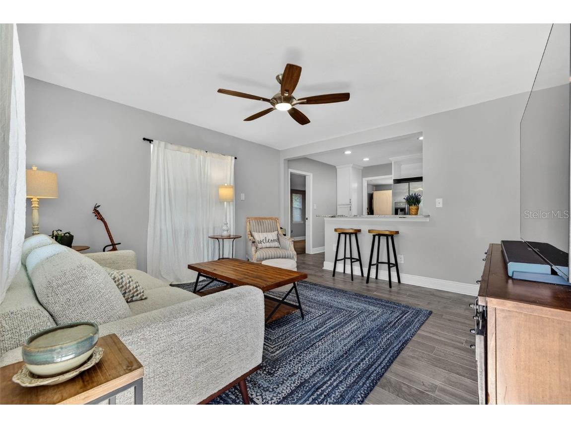 5717 2nd Avenue N Saint Petersburg FL 33710 TB8451685 image4