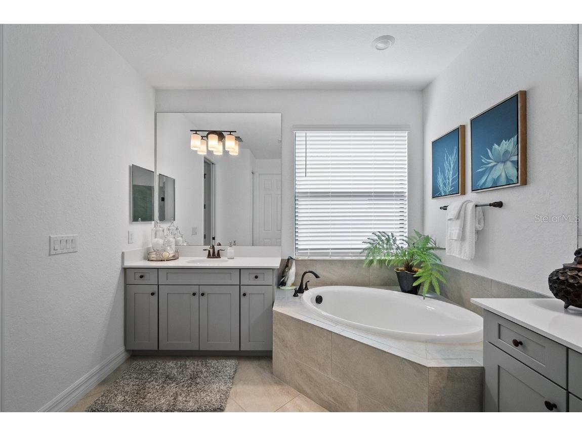 5717 Cheech Glen Bradenton FL 34211 A4670879 image34