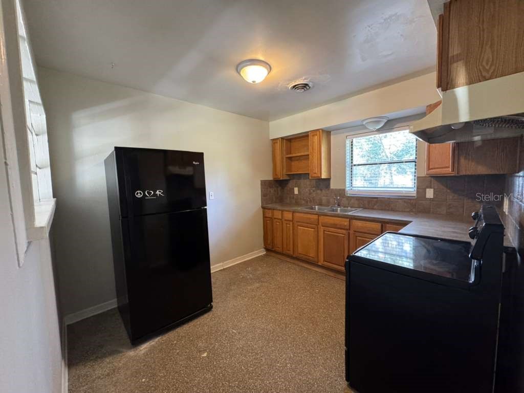 5717 Fernhill Drive Orlando FL 32808 O6416234 image2
