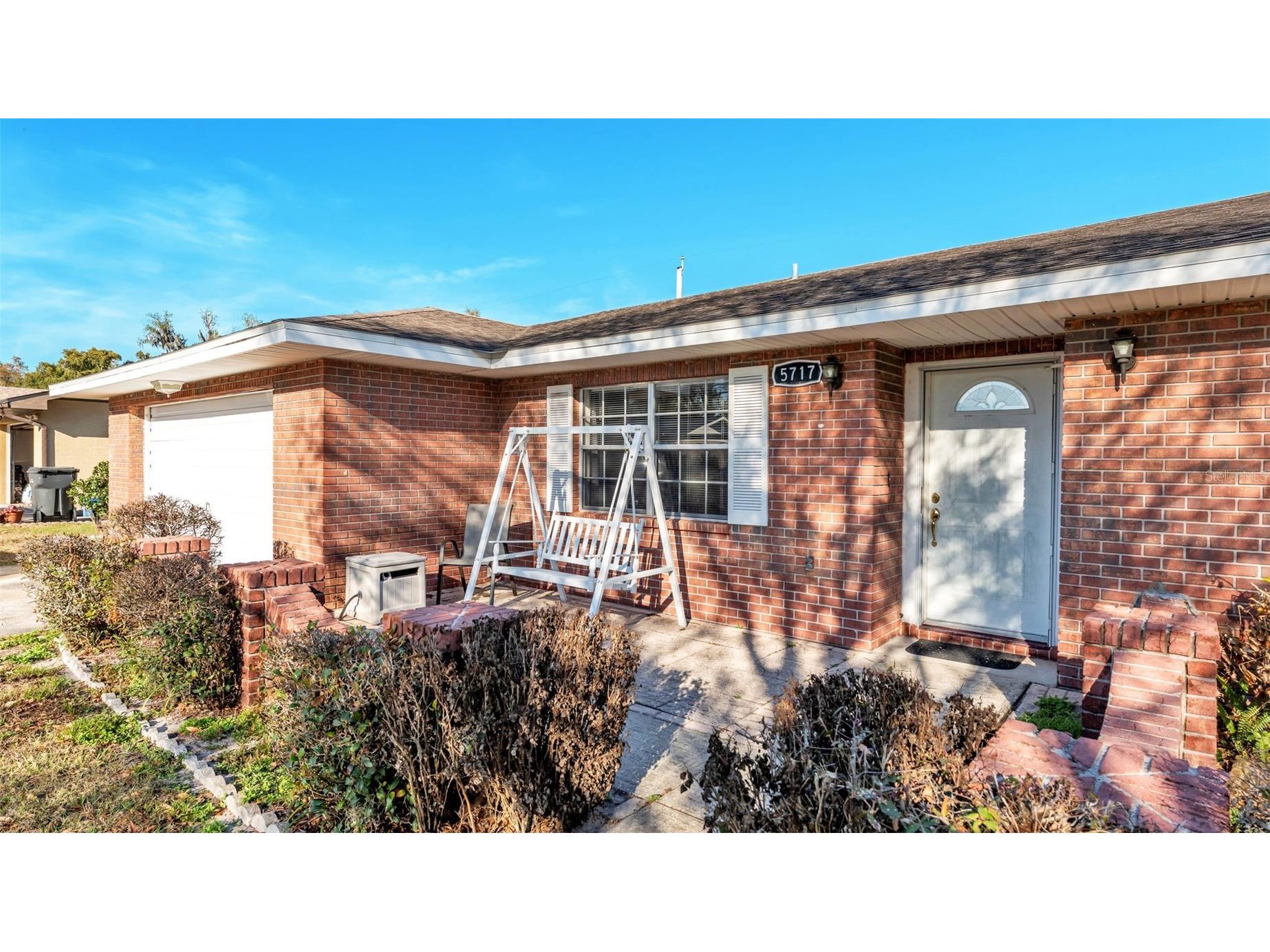 5717 Lake Grove Drive Lakeland FL 33809 - LAKE GIBSON L4959880 image4