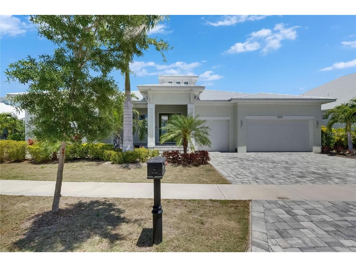 5717 Tybee Island Drive Apollo Beach FL 33572 TB8379861 image1