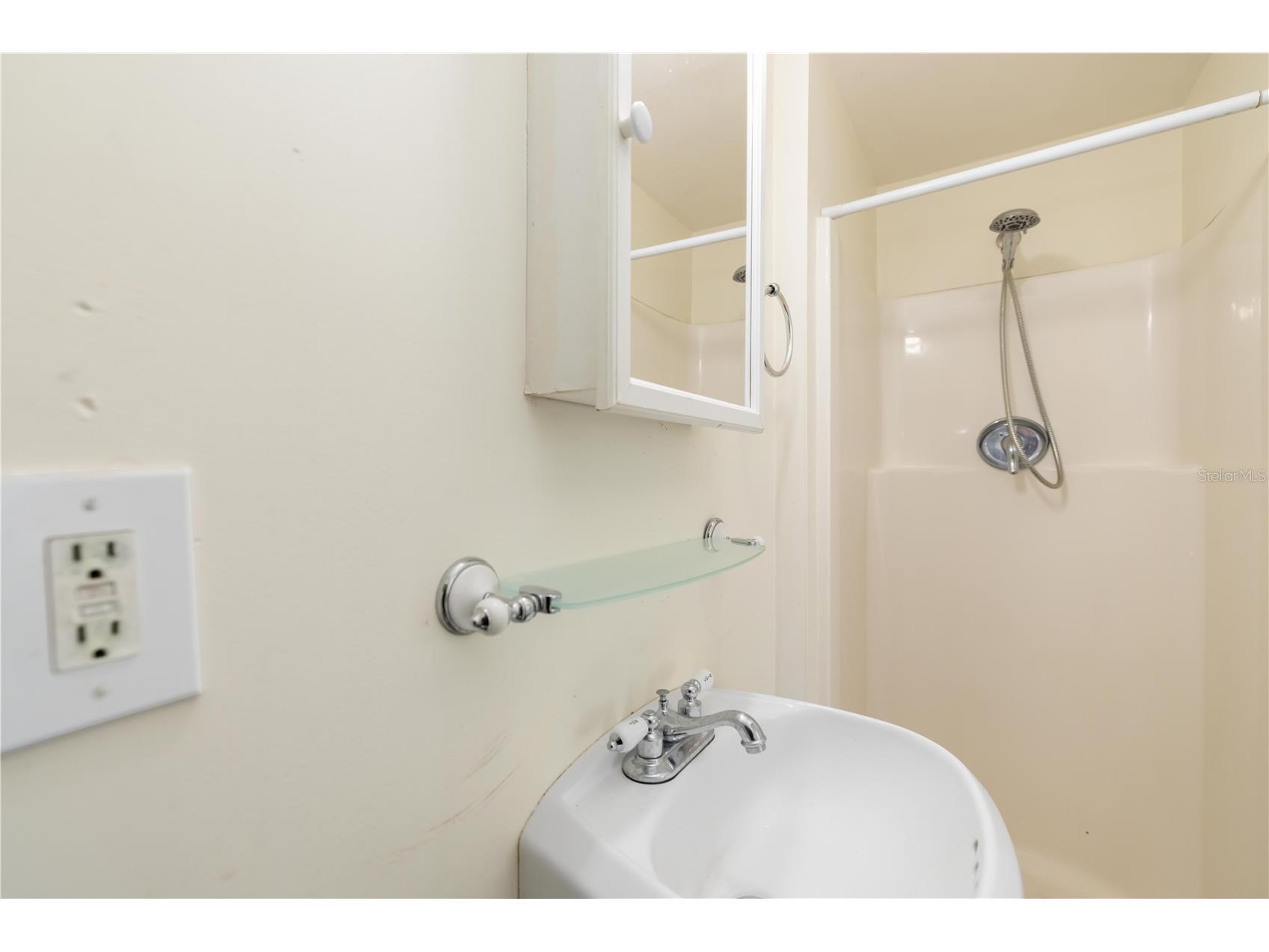 5718 15th Street W Bradenton FL 34207 A4670804 image16