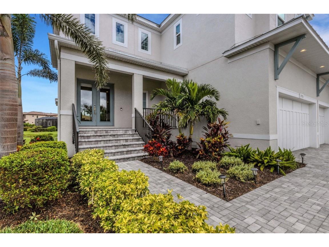 5718 Title Row Drive Bradenton FL 34210 - LEGENDS BAY A4660414 image14