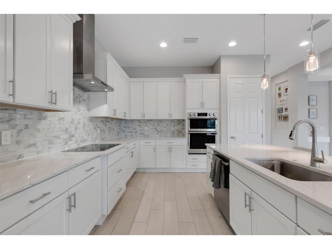 5718 Title Row Drive Bradenton FL 34210 - LEGENDS BAY A4660414 image31