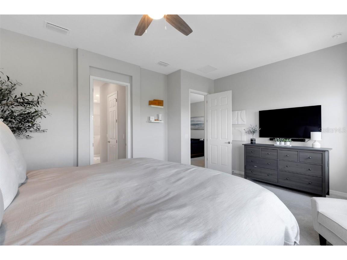 5718 Title Row Drive Bradenton FL 34210 - LEGENDS BAY A4660414 image64