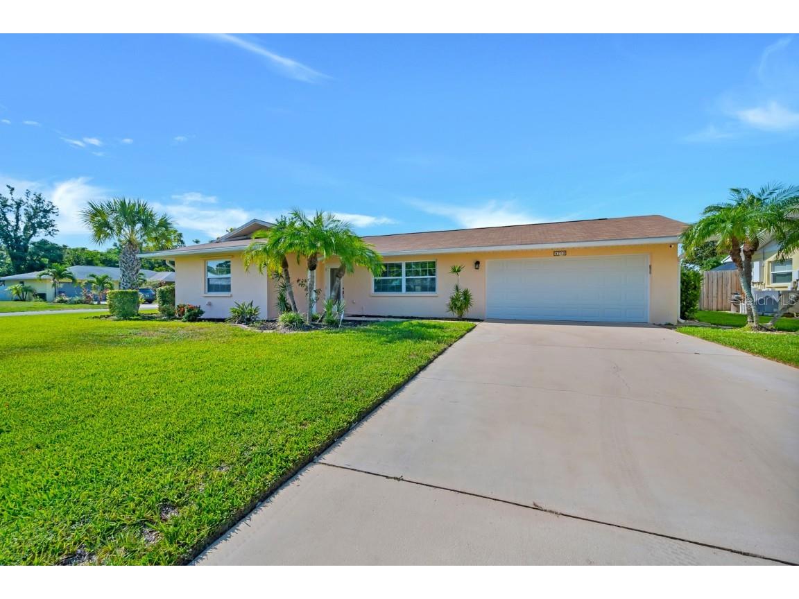 5719 1st Avenue Drive W Bradenton FL 34209 A4580054 image1