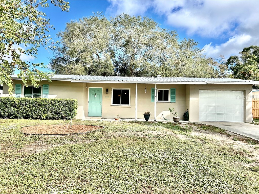 5719 21st Street W Bradenton FL 34207 A4589950 image1