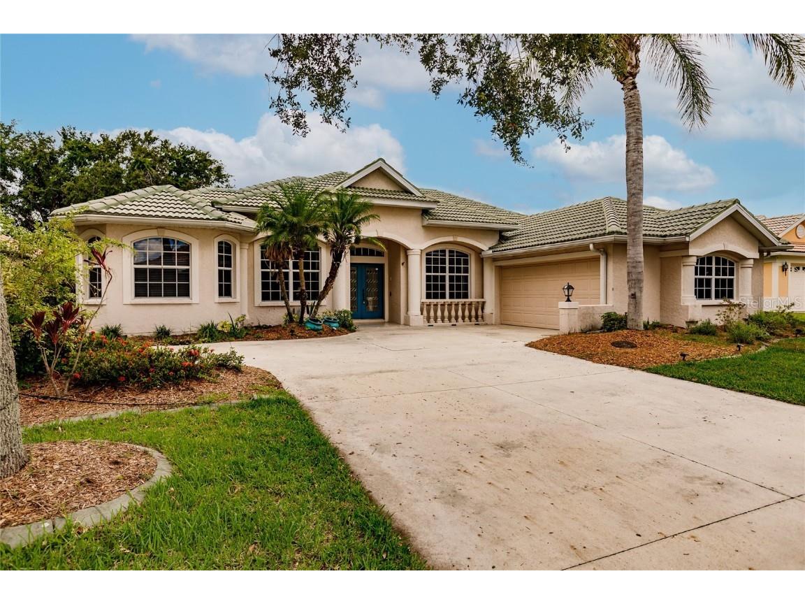 5719 Eastwind Drive Sarasota FL 34233 A4572500 image1