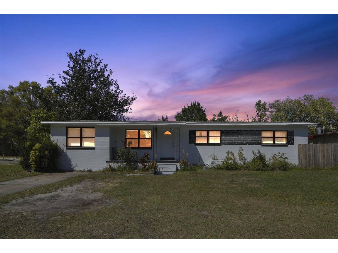 5719 Meridian Way Orlando FL 32808 O6288485 image1