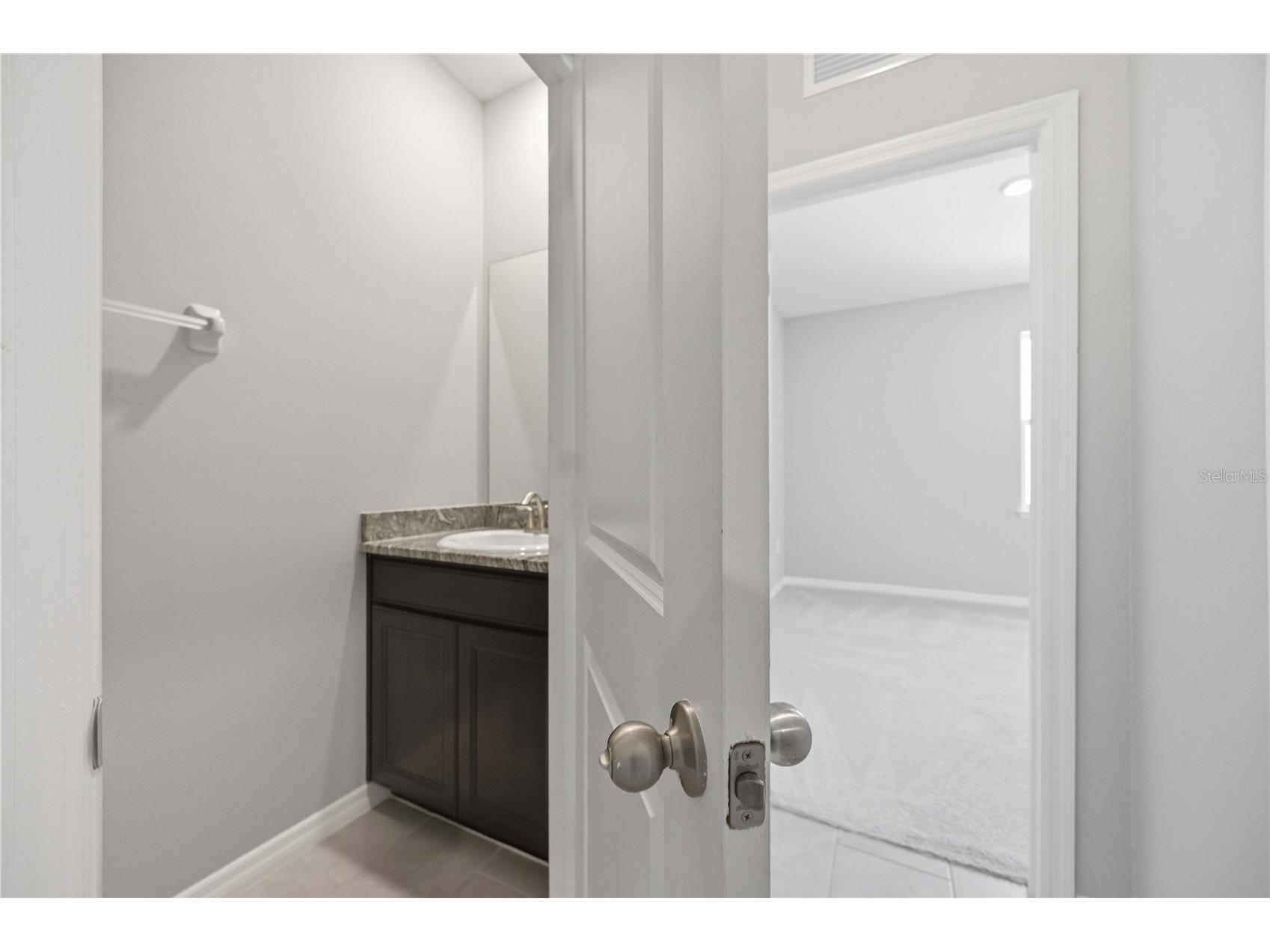 5719 Woodland Sage Drive Sarasota FL 34238 A4693908 image31