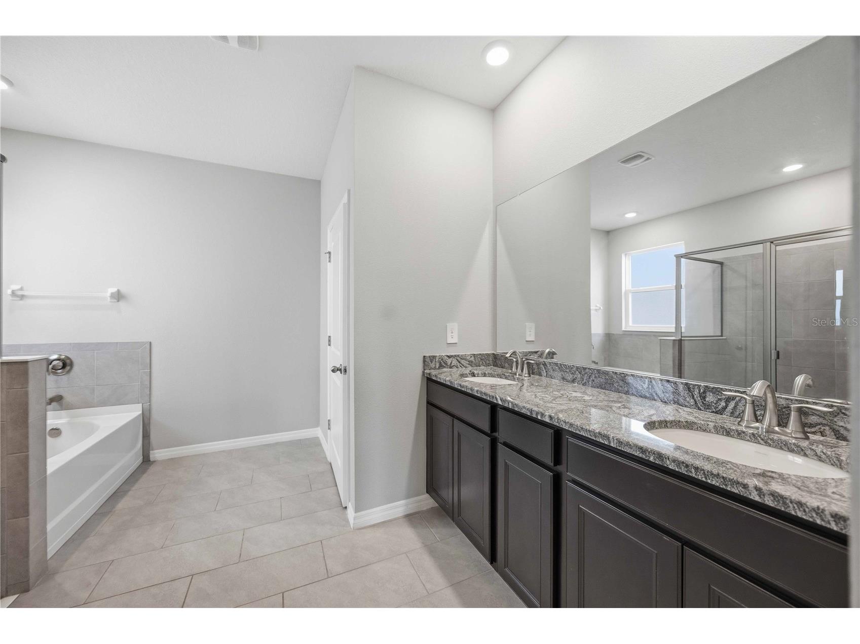 5719 Woodland Sage Drive Sarasota FL 34238 A4693908 image37