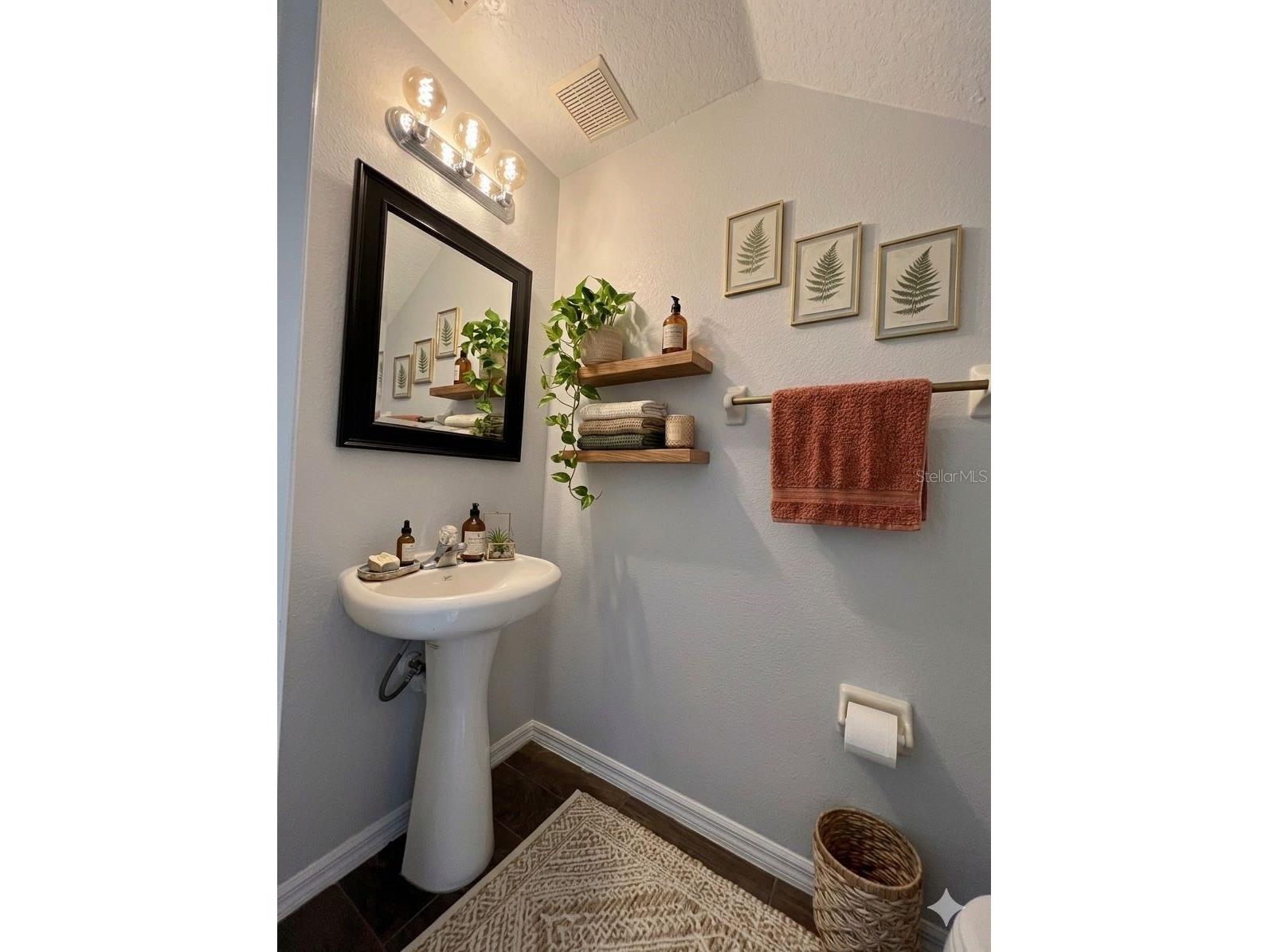 572 Cresting Oak Circle #19 Orlando FL 32824 O6401922 image8