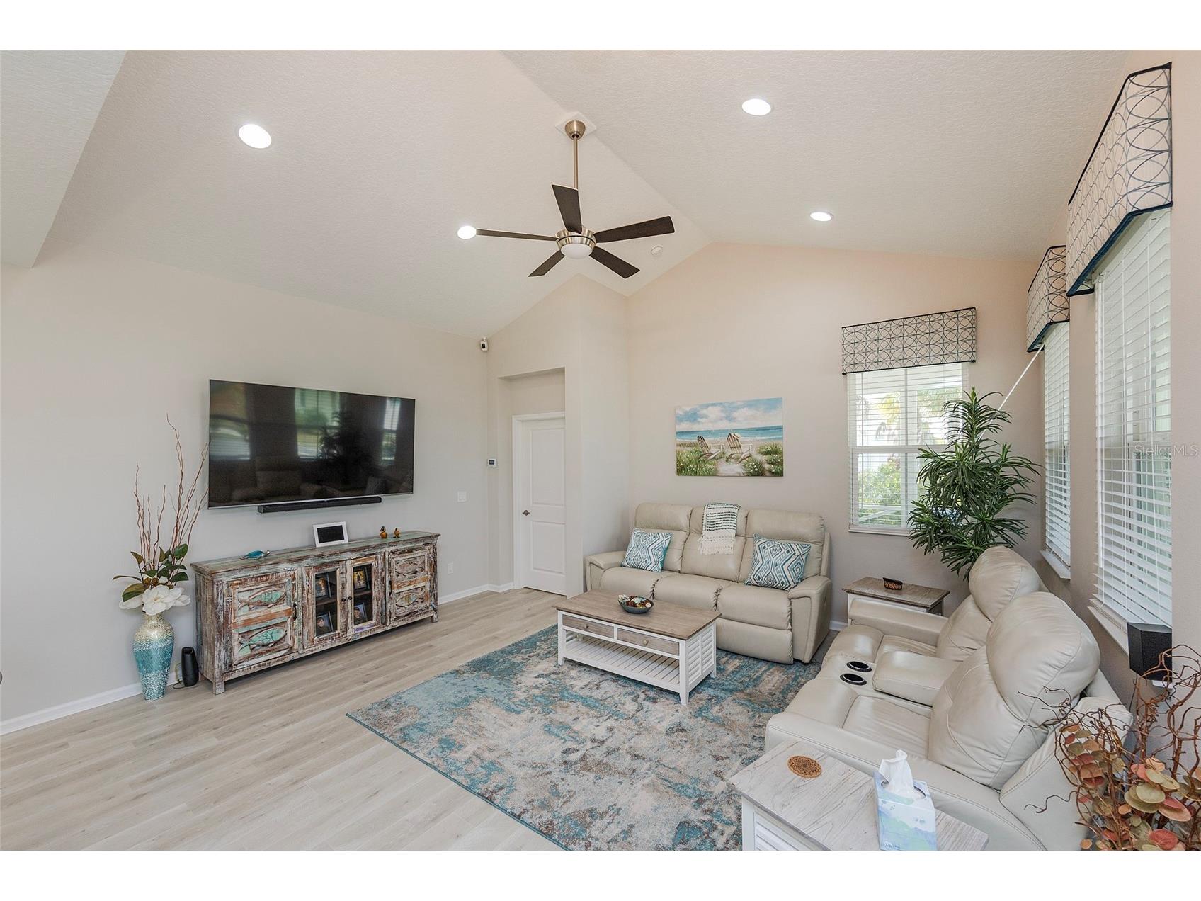 572 Landshark Boulevard Daytona Beach FL 32124 NS1087781 image4