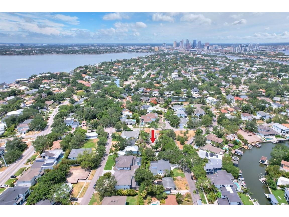 572 Marmora Avenue Tampa FL 33606 L4953480 image2
