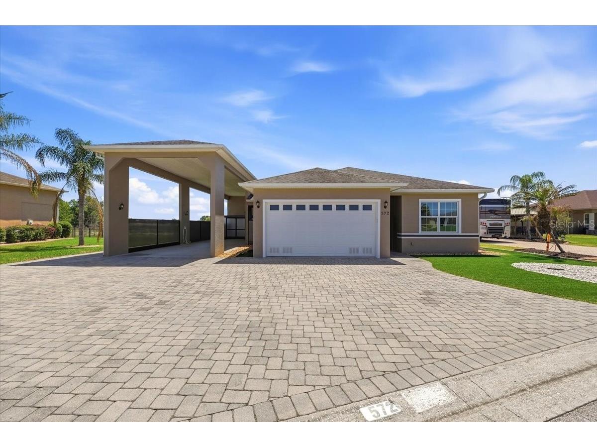 572 Meandering Way Polk City FL 33868 L4961167 image1