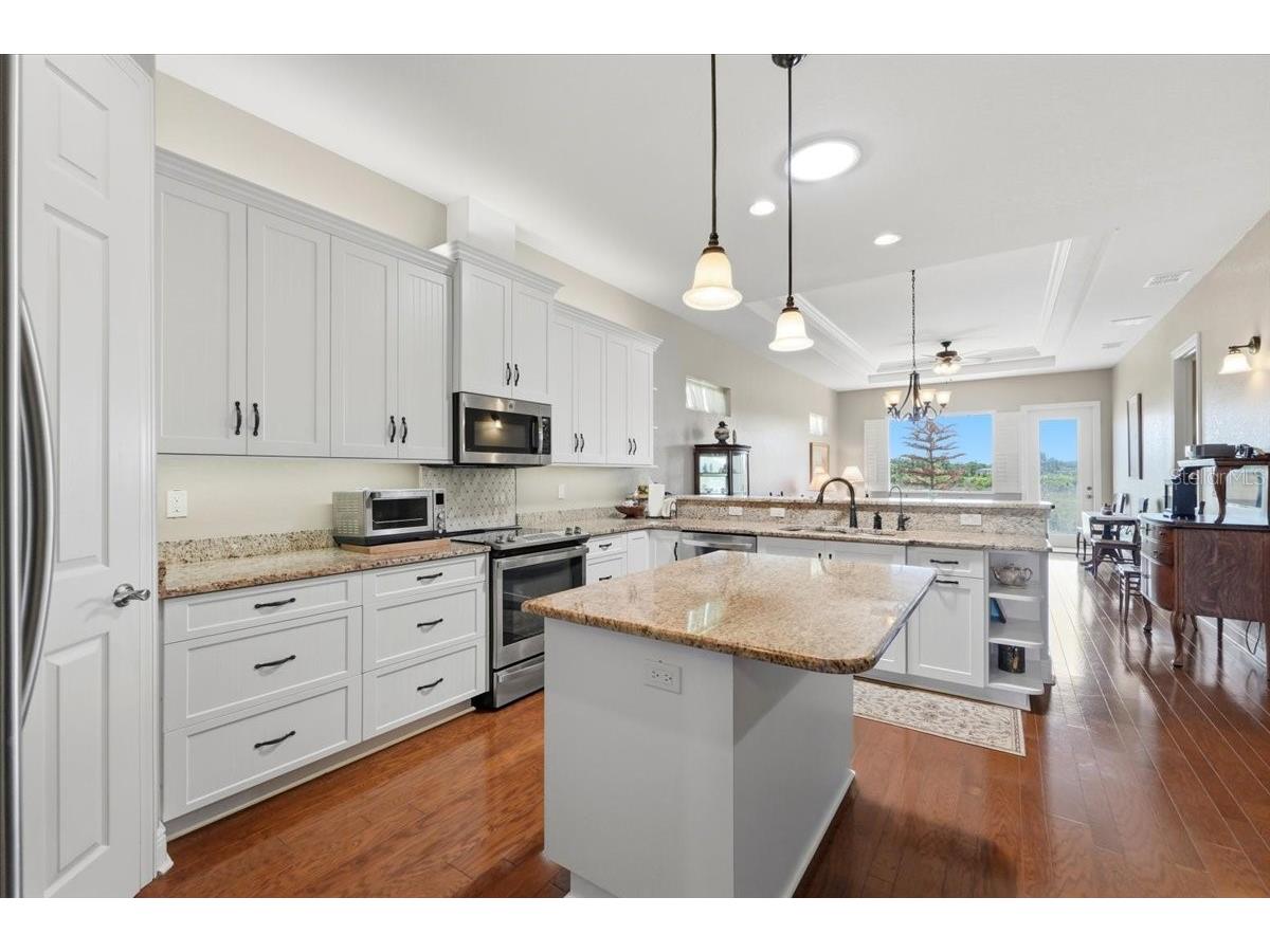 572 Meandering Way Polk City FL 33868 L4961167 image20