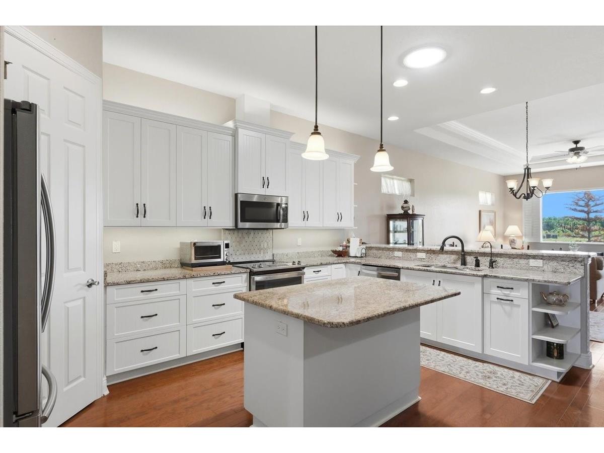 572 Meandering Way Polk City FL 33868 L4961167 image21