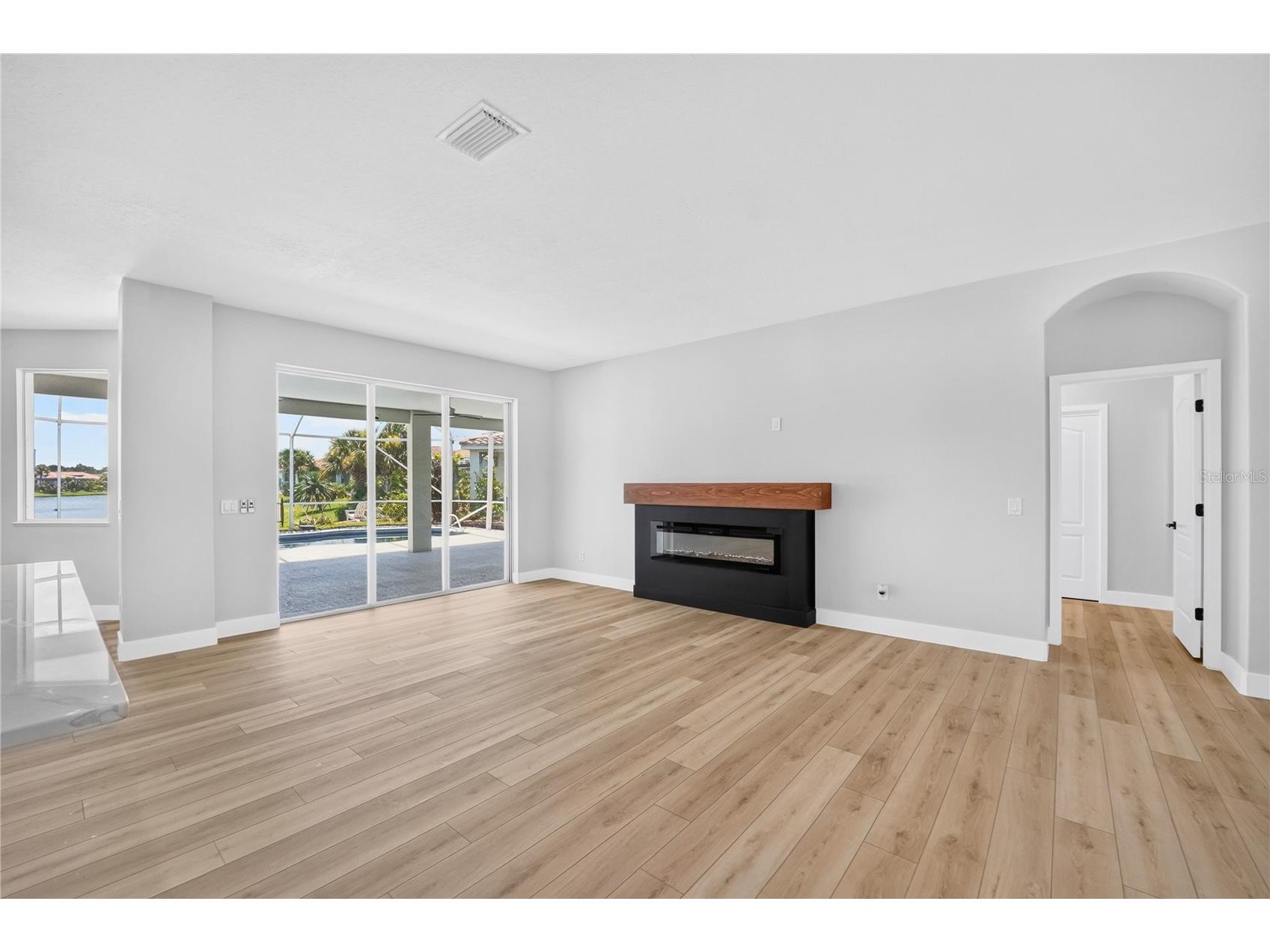 572 Oceanside Boulevard Melbourne FL 32903 O6427317 image8