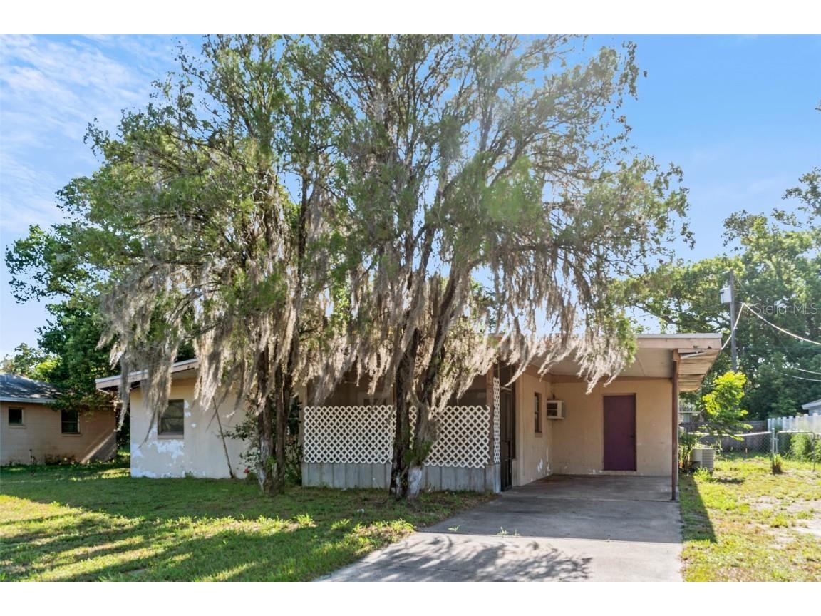 572 Wisteria Avenue Umatilla FL 32784 O6134485 image1