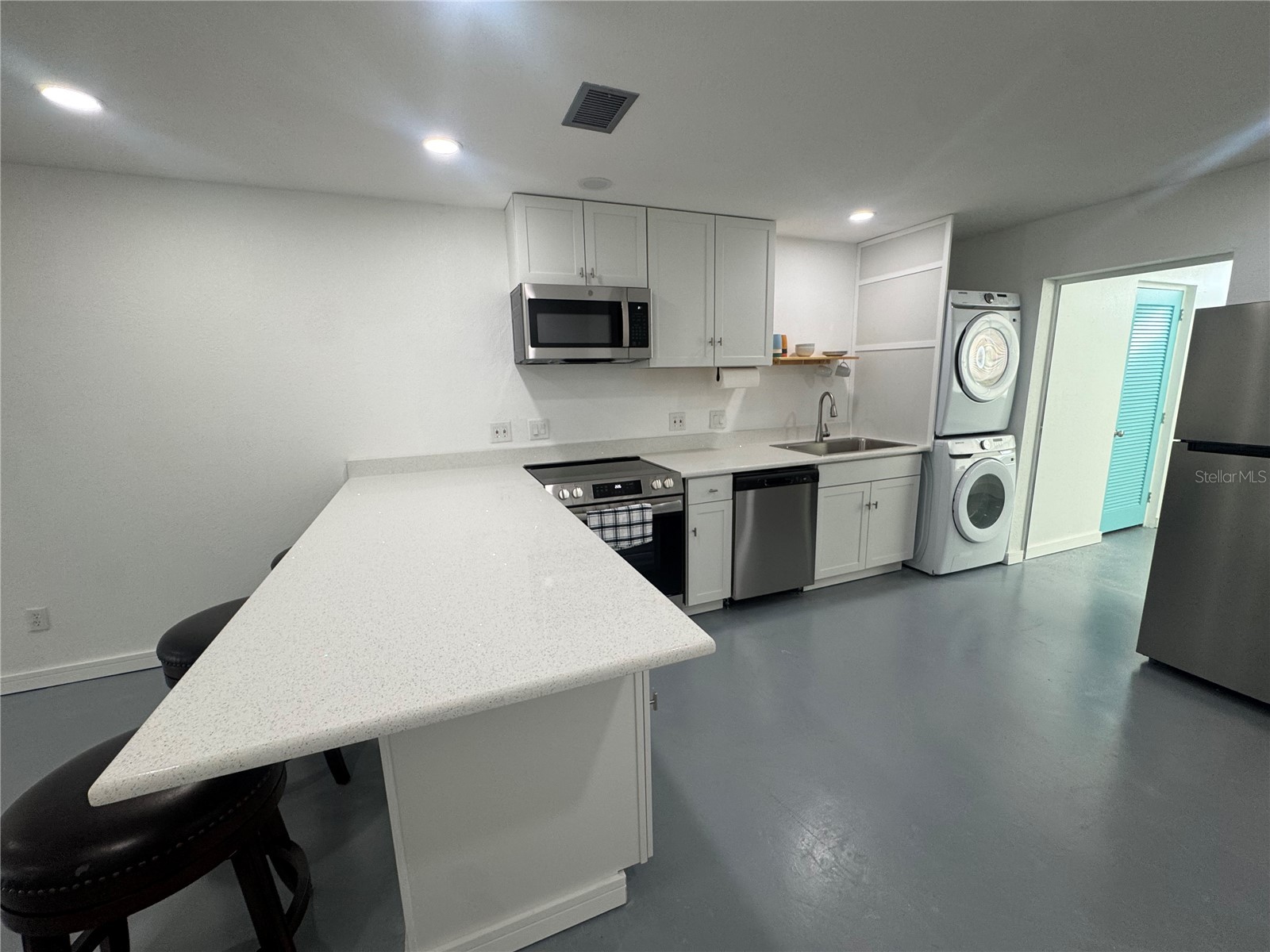 5720 13th Avenue N #106B Saint Petersburg FL 33710 TB8493204 image9