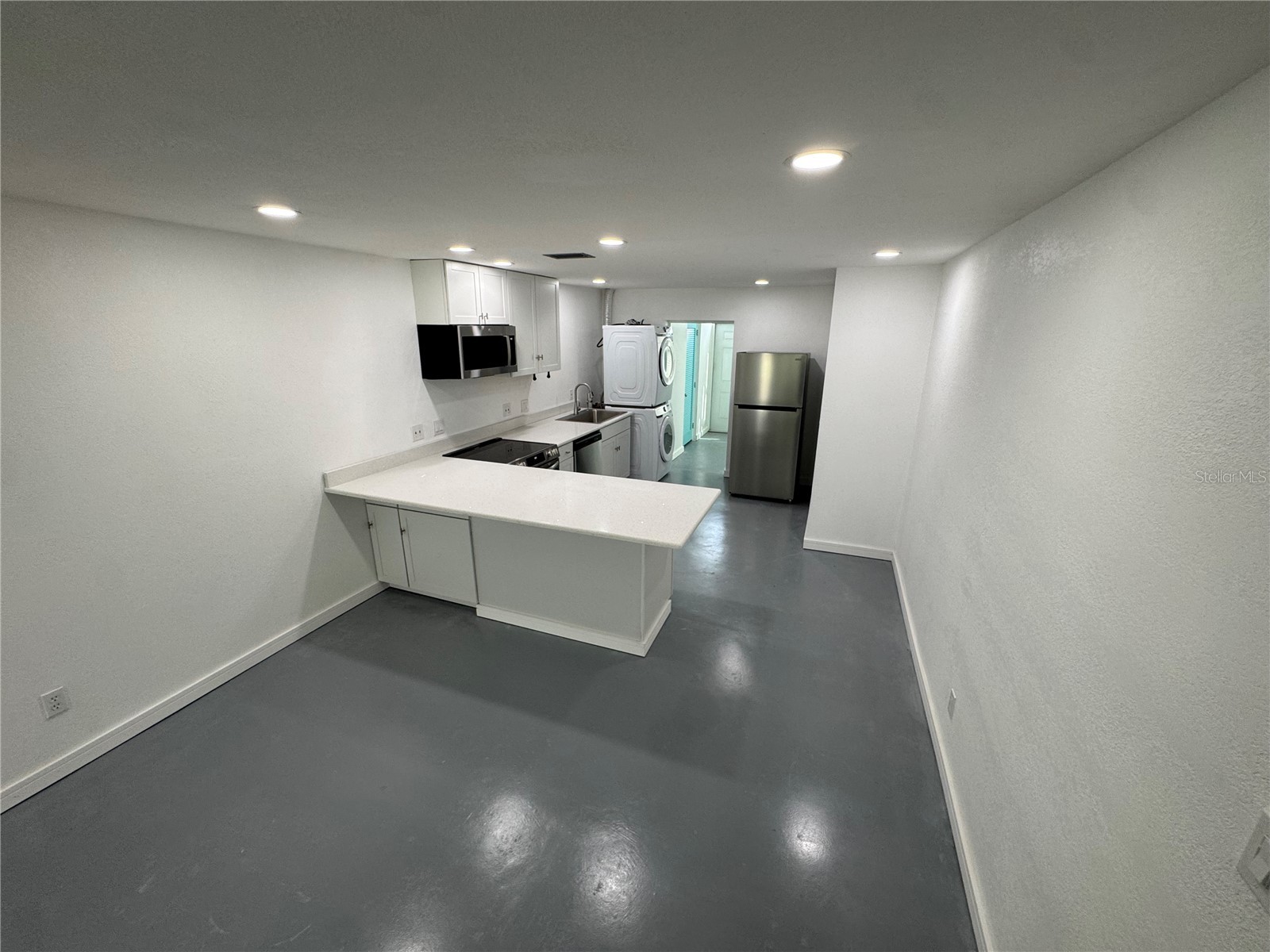 5720 13th Avenue N #106B Saint Petersburg FL 33710 TB8493237 image14