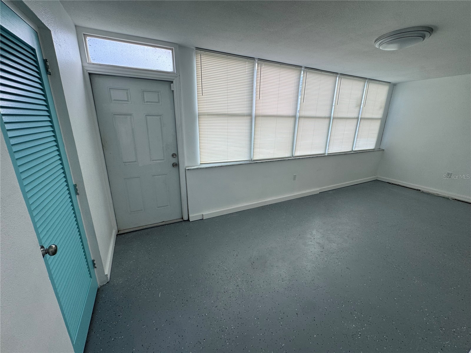 5720 13th Avenue N #106B Saint Petersburg FL 33710 TB8493237 image33