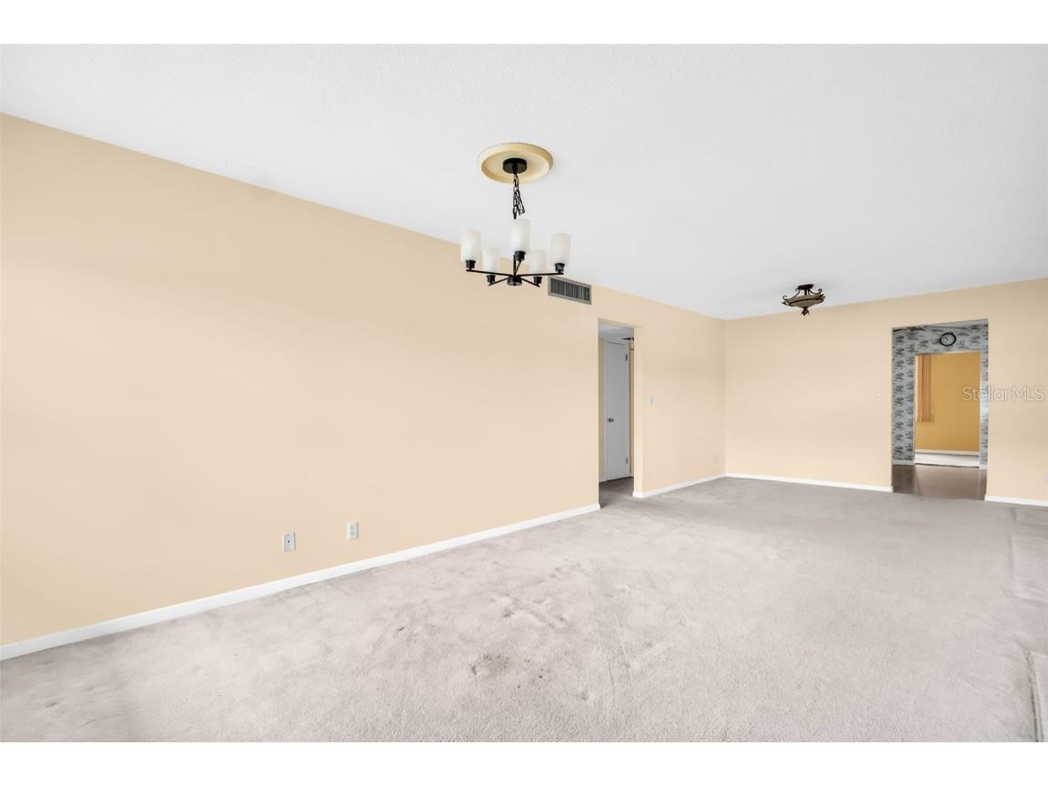 5720 13th Avenue N #207B Saint Petersburg FL 33710 TB8394858 image4