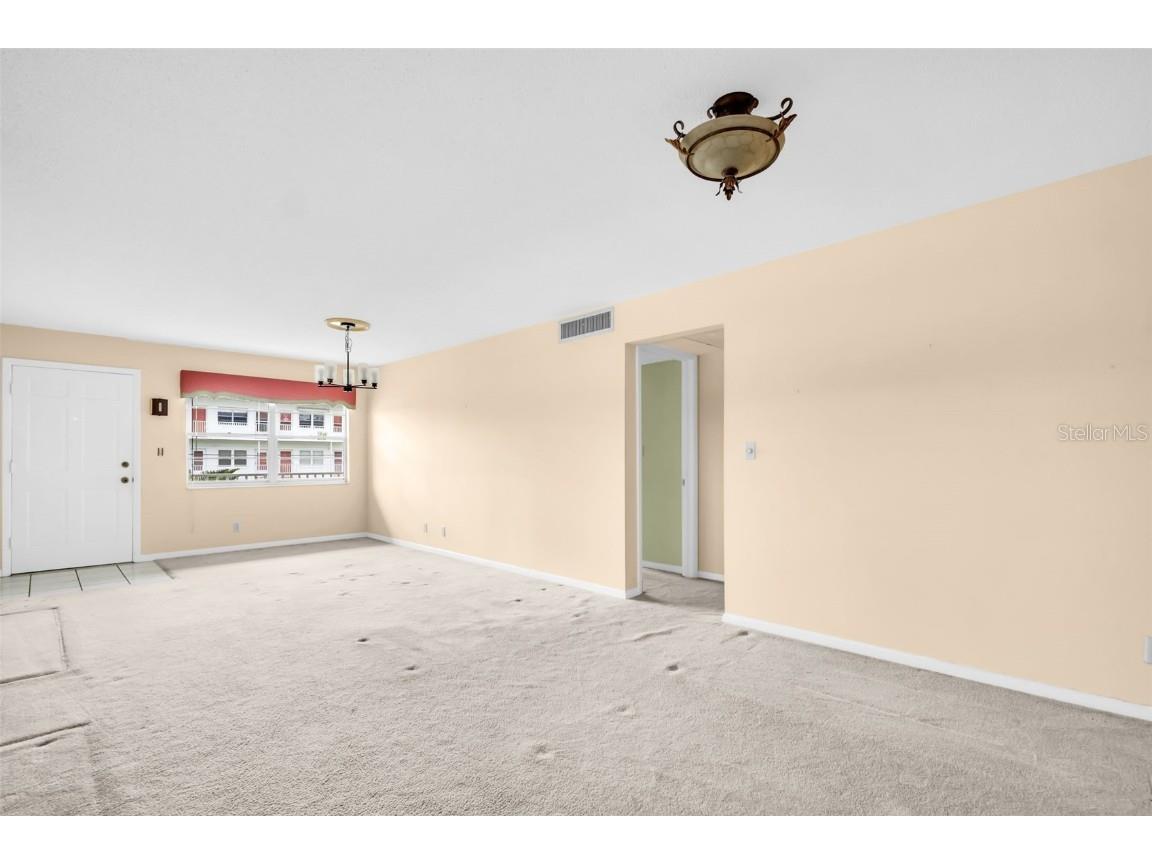 5720 13th Avenue N #207B Saint Petersburg FL 33710 TB8394858 image6