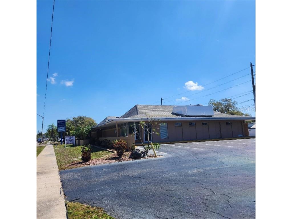 5720 5th Avenue N Saint Petersburg FL 33710 T3431553 image1