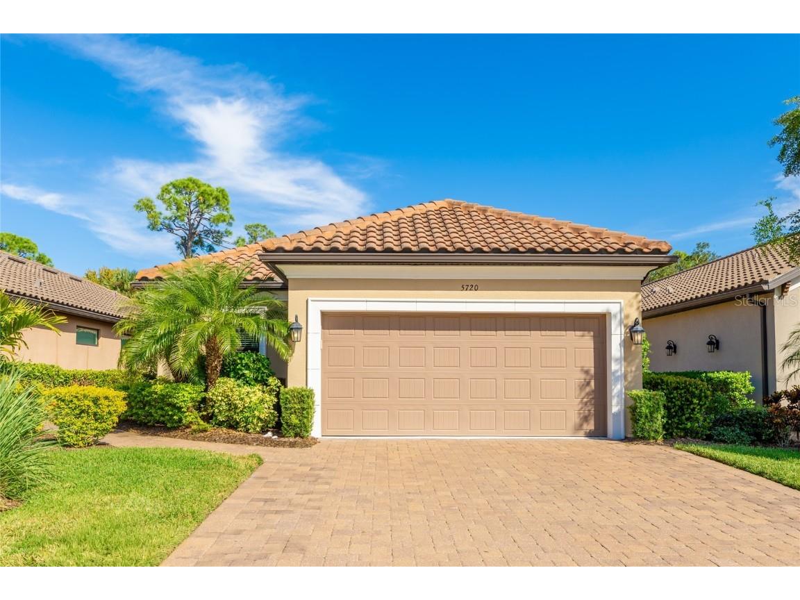5720 Semolino Street Nokomis FL 34275 A4671570 image1
